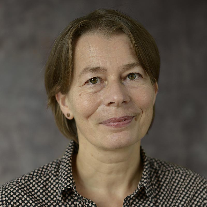 Portrait - Dr. Susanne Holschbach